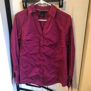 Lane Bryant Size 16 Magenta V-Neck Buttondown
